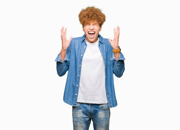 Jeune Homme Beau Avec Des Cheveux Afro Veste Denim Célébrant — Photo