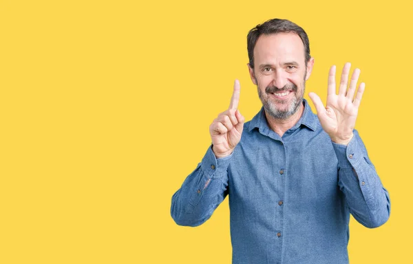 Guapo Mediana Edad Elegante Hombre Mayor Sobre Fondo Aislado Mostrando — Foto de Stock