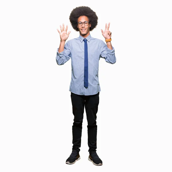 Junger Afrikanisch Amerikanischer Geschäftsmann Mit Afro Haaren Der Eine Brille — Stockfoto