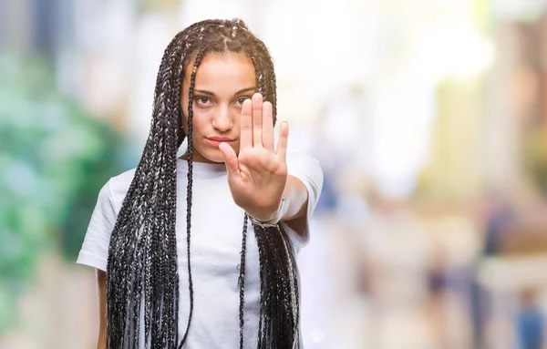 Young Gevlochten Haar Afrikaanse Amerikaans Meisje Geïsoleerde Achtergrond Stop Doen — Stockfoto