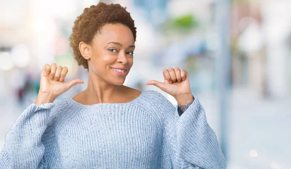 Young Beautiful African American Woman Wearing Sweater Isolated Background Looking — Stock Photo, Image