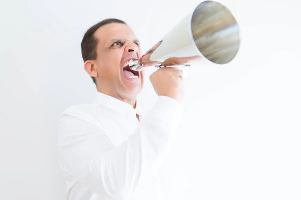 Middle Age Man Shouting Megaphone — Stock Photo, Image
