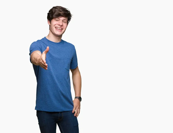 Jovem Homem Bonito Vestindo Camiseta Azul Sobre Fundo Isolado Sorrindo — Fotografia de Stock