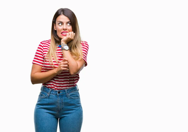 Ung Vacker Kvinna Casual Ser Över Isolerade Bakgrund Ser Stressad — Stockfoto