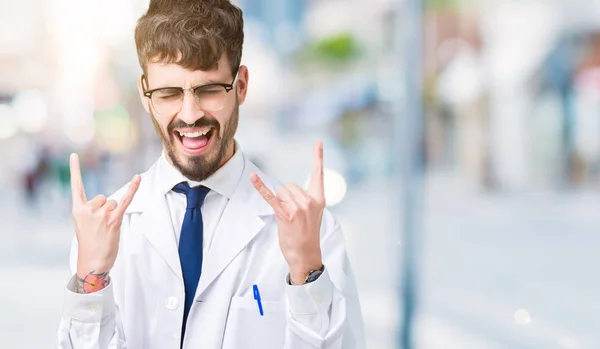 Young Professional Scientist Man Wearing White Coat Isolated Background Shouting — Stock Photo, Image