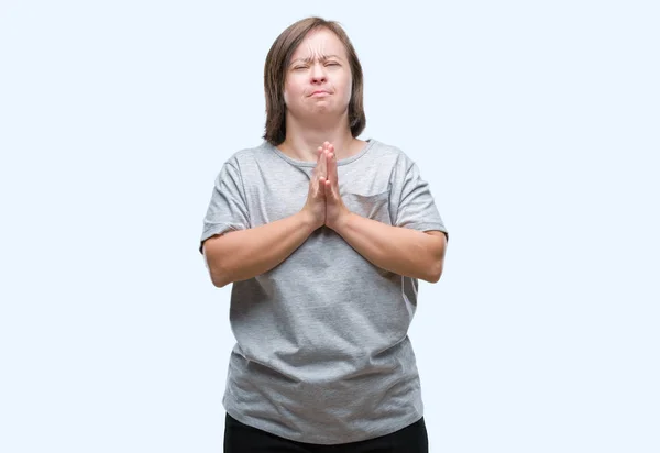 Mulher Adulta Jovem Com Síndrome Sobre Fundo Isolado Implorando Orando — Fotografia de Stock