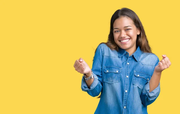 Joven Mujer Morena Hermosa Con Camisa Mezclilla Azul Sobre Fondo —  Fotos de Stock