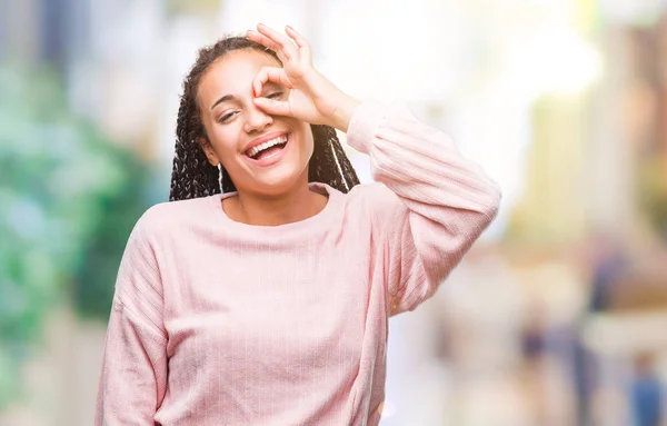 Jovem Trançado Cabelo Afro Americano Menina Vestindo Suéter Sobre Fundo — Fotografia de Stock