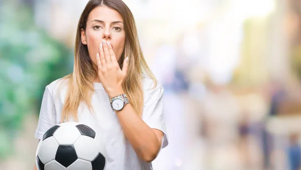 Jovem Bela Mulher Segurando Bola Futebol Sobre Fundo Isolado Cobrir — Fotografia de Stock