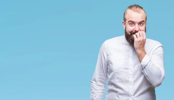 Unga Kaukasiska Hipster Man Över Isolerade Bakgrund Ser Stressad Och — Stockfoto