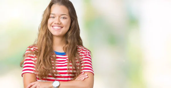 Joven Mujer Morena Hermosa Con Rayas Camiseta Sobre Fondo Aislado —  Fotos de Stock