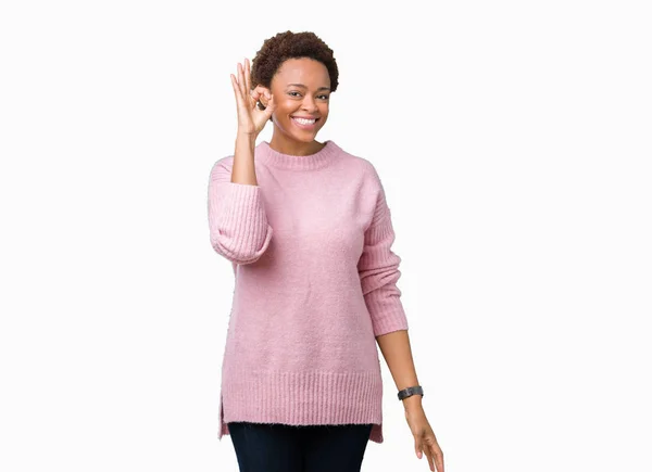 Hermosa Joven Afroamericana Mujer Sobre Fondo Aislado Sonriendo Positiva Haciendo — Foto de Stock