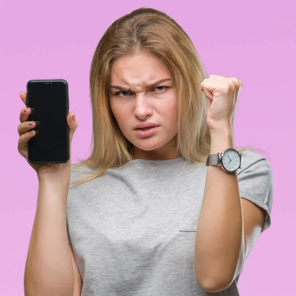 Młoda Kobieta Kaukaski Wyświetlone Ekranu Smartfona Białym Tle Zirytowany Sfrustrowany — Zdjęcie stockowe