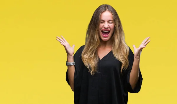 Jovem Bela Mulher Loira Sobre Fundo Isolado Celebrando Louco Louco — Fotografia de Stock