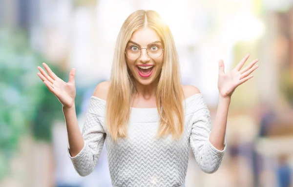 Giovane Bella Donna Bionda Con Gli Occhiali Sfondo Isolato Che — Foto Stock