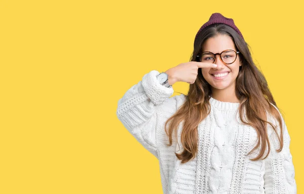 Ung Vacker Brunett Hipster Kvinna Som Bär Glasögon Och Vinter — Stockfoto