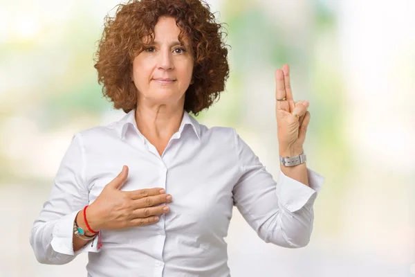 Hermosa Mujer Negocios Senior Ager Medio Sobre Fondo Aislado Juramento — Foto de Stock