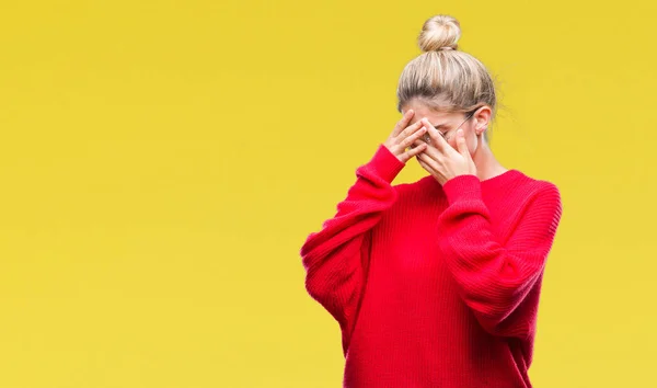 Ung Vacker Blond Kvinna Klädd Röd Tröja Och Glasögon Över — Stockfoto