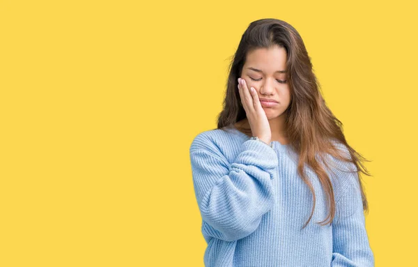 Jovem Bela Morena Mulher Vestindo Azul Inverno Suéter Sobre Isolado — Fotografia de Stock