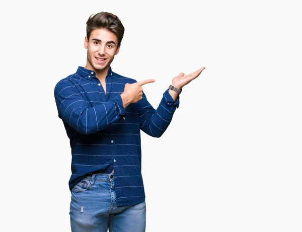 Genç Yakışıklı Adam Izole Arka Plan Üzerinde Lacivert Gömlek Giyiyor — Stok fotoğraf