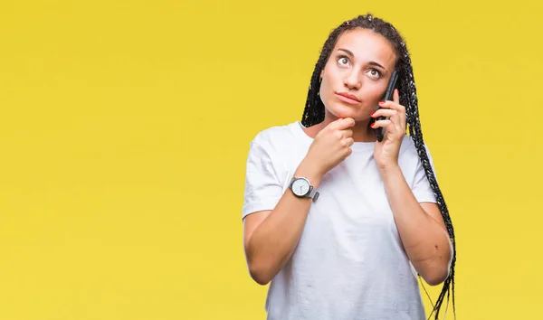 Jovem Trançado Cabelo Afro Americano Menina Mostrando Chamando Usando Smartphone — Fotografia de Stock