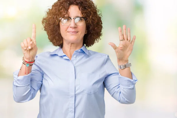 Schöne Seniorin Mittleren Alters Geschäftsfrau Mit Brille Über Isoliertem Hintergrund — Stockfoto