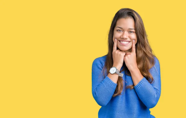 Jovem Bela Mulher Morena Vestindo Suéter Azul Sobre Fundo Isolado — Fotografia de Stock