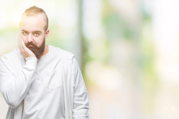 Giovane Uomo Hipster Caucasico Indossa Vestiti Sportivi Sfondo Isolato Pensando — Foto Stock