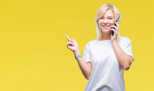 Jonge Mooie Blonde Vrouw Bellen Praten Smartphone Geïsoleerde Achtergrond Erg — Stockfoto