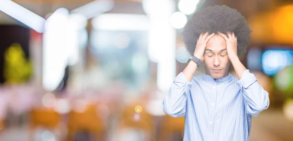 Młody African American Włosów Afro Cierpiących Ból Głowy Zdesperowany Zestresowani — Zdjęcie stockowe
