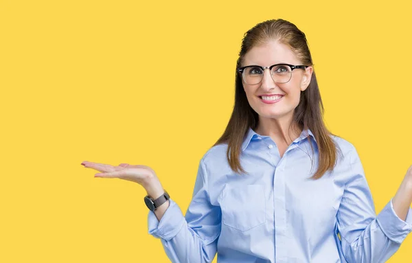 Kobiety Dojrzałe Biznesu Piękne Średnim Wieku Okularach Białym Tle Smiling — Zdjęcie stockowe