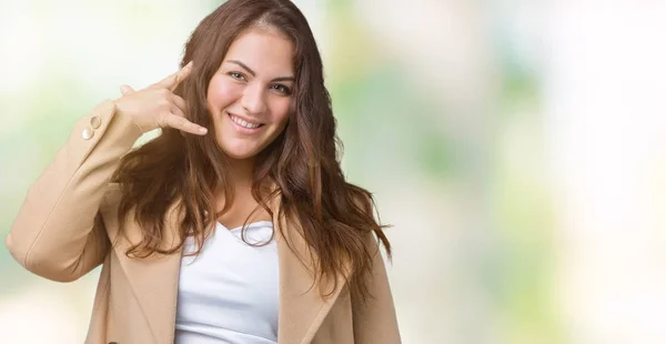 Mooie Grootte Jonge Vrouw Winterjas Dragen Geïsoleerde Achtergrond Doen Glimlachen — Stockfoto