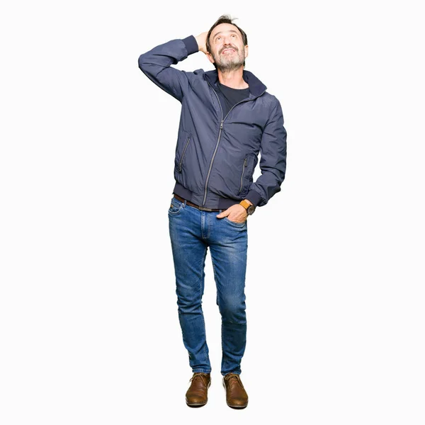 Homem Bonito Meia Idade Vestindo Uma Jaqueta Sorrindo Confiante Tocando — Fotografia de Stock