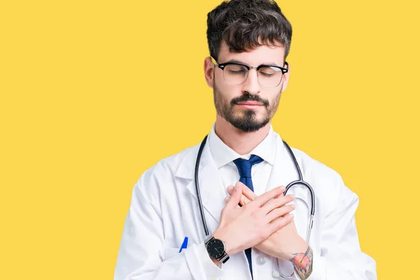 Young Doctor Man Wearing Hospital Coat Isolated Background Smiling Hands — Stock Photo, Image