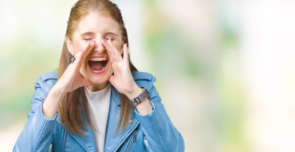 Schöne Reife Frau Mittleren Alters Trägt Mode Lederjacke Über Isoliertem — Stockfoto