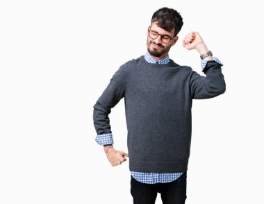 Genç yakışıklı zeki adam gözlüklü üzerinde arka plan geri uzanan izole, yorgun ve rahat, Uykulu ve erken sabah esneme