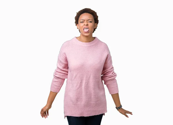 舌を付着分離の背景に美しい若いアフリカ系アメリカ人女性を面白い表現に満足 感情の概念 — ストック写真