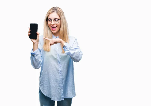 Jonge Mooie Blonde Zakelijke Vrouw Weergegeven Scherm Van Smartphone Geïsoleerde — Stockfoto