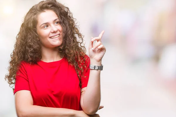 Mooie Brunette Krullend Haar Jong Meisje Dragen Casual Look Geïsoleerde — Stockfoto