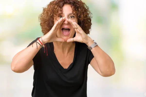 Schöne Seniorin Mittleren Alters Über Isolierten Hintergrund Schreit Wütend Laut — Stockfoto