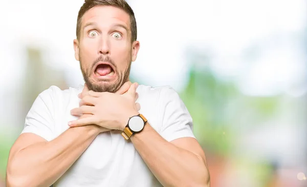 Handsome Man Wearing Casual White Shirt Shouting Suffocate Because Painful — Stock Photo, Image