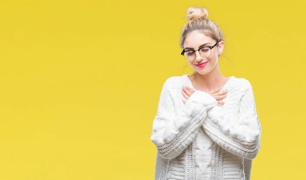 Jonge Mooie Blonde Vrouw Bril Geïsoleerde Achtergrond Glimlachend Met Handen — Stockfoto