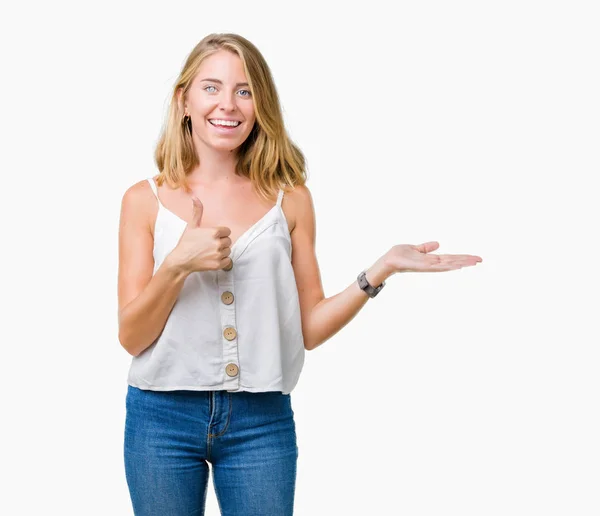 Beautiful Young Woman Isolated Background Showing Palm Hand Doing Gesture — Stock Photo, Image