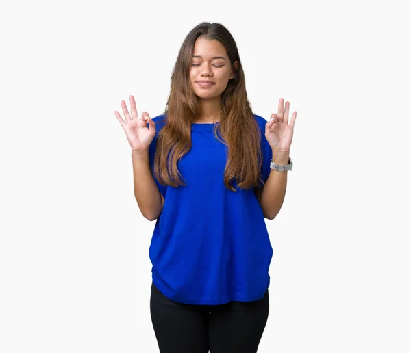 Jonge Mooie Brunette Vrouw Dragen Blauw Shirt Geïsoleerde Achtergrond Ontspannen — Stockfoto