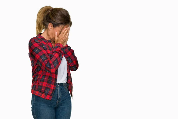 Mujer Adulta Mediana Edad Que Usa Chaqueta Casual Sobre Fondo —  Fotos de Stock