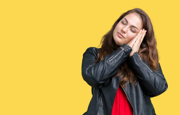 Hermosa Mujer Joven Tamaño Grande Con Una Chaqueta Cuero Moda — Foto de Stock