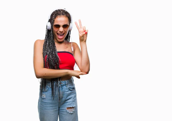 Jovem Cabelo Trançado Afro Americano Com Marca Nascimento Usando Fones — Fotografia de Stock