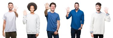 Beyaz izole arka plan üzerinde insanların kolaj gösteren ve parmakları ile işaret ederken emin ve mutlu gülümseyerek beş.