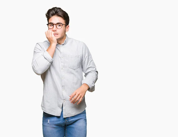 Mladý Pohledný Muž Nosí Brýle Izolované Pozadí Pohledu Stresovaní Nervózní — Stock fotografie