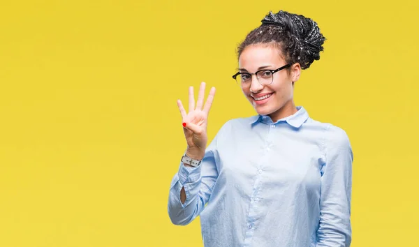 Joven Chica Negocios Afroamericana Trenzada Pelo Usando Gafas Sobre Fondo —  Fotos de Stock